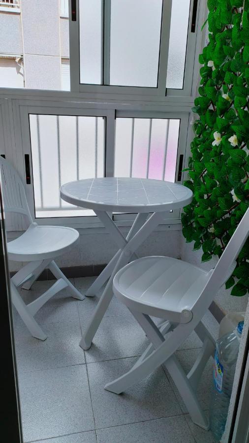 Casas Holiday - Playa Acequion 또레비에하 외부 사진